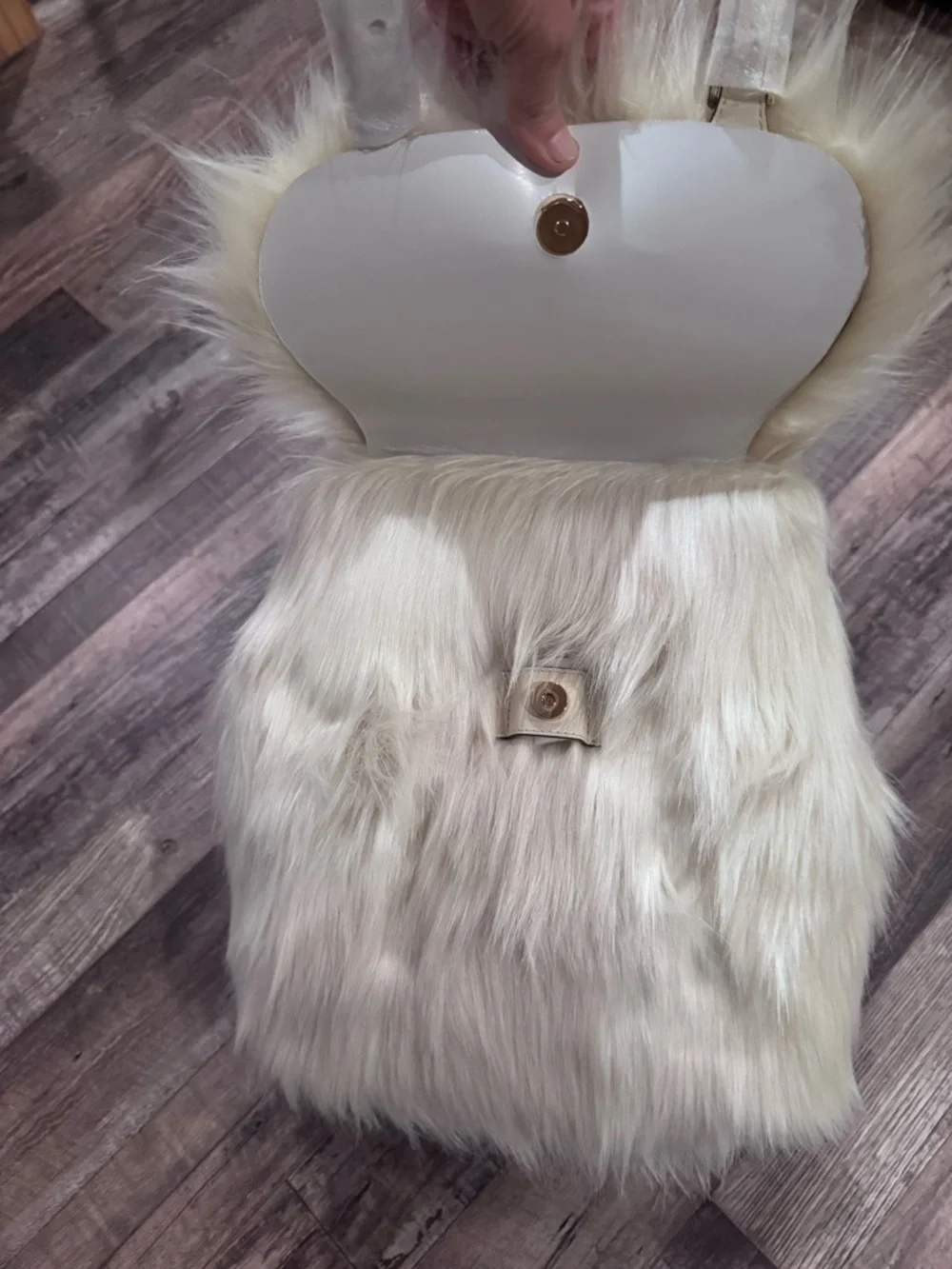 New With Tags MICHAEL KORS Quinn Medium Flap Faux Fur Backpack Natural AUTHENTIC - Picture 10 of 11